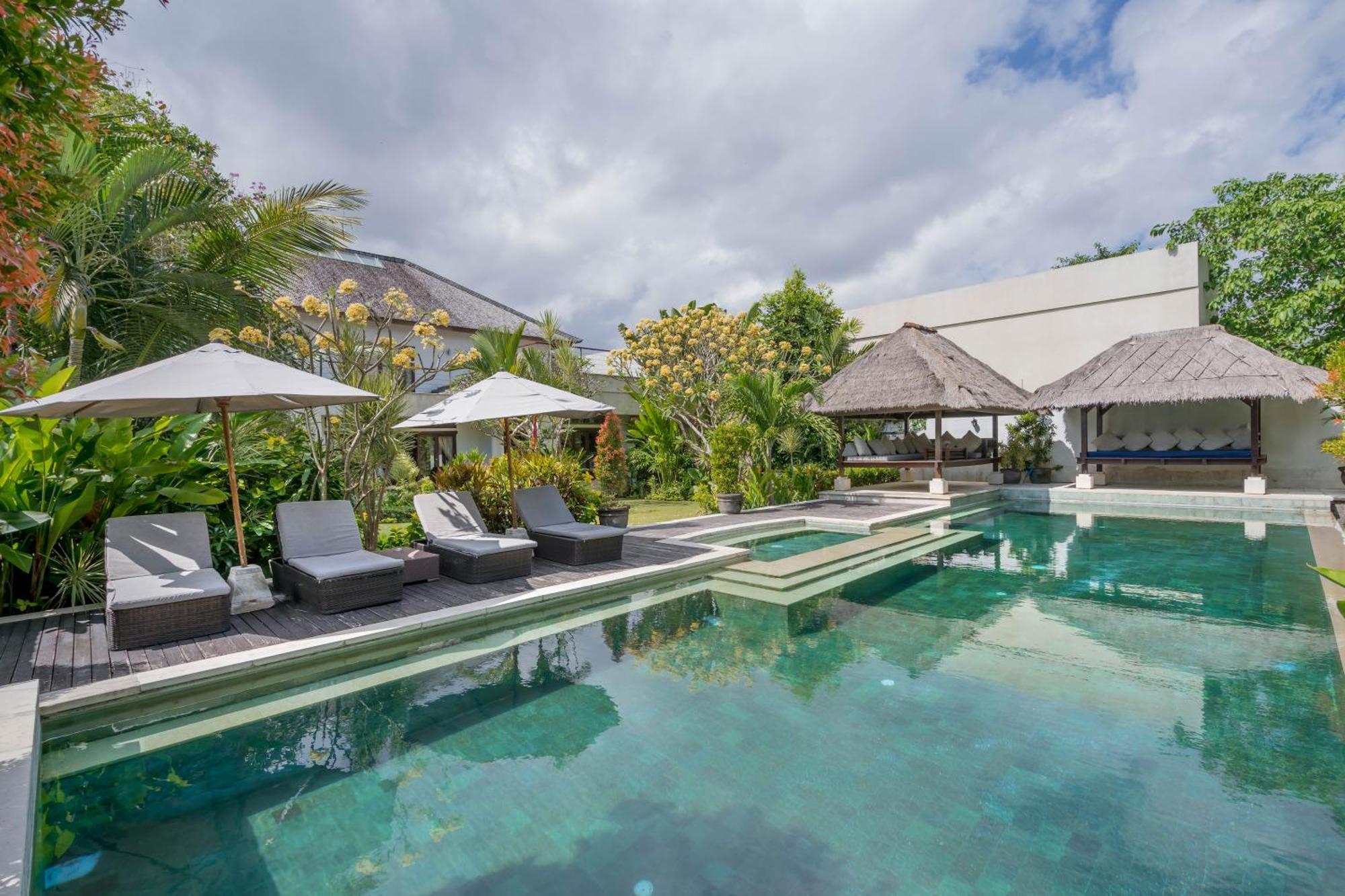 Villa Kaira Estate Canggu Eksteriør billede