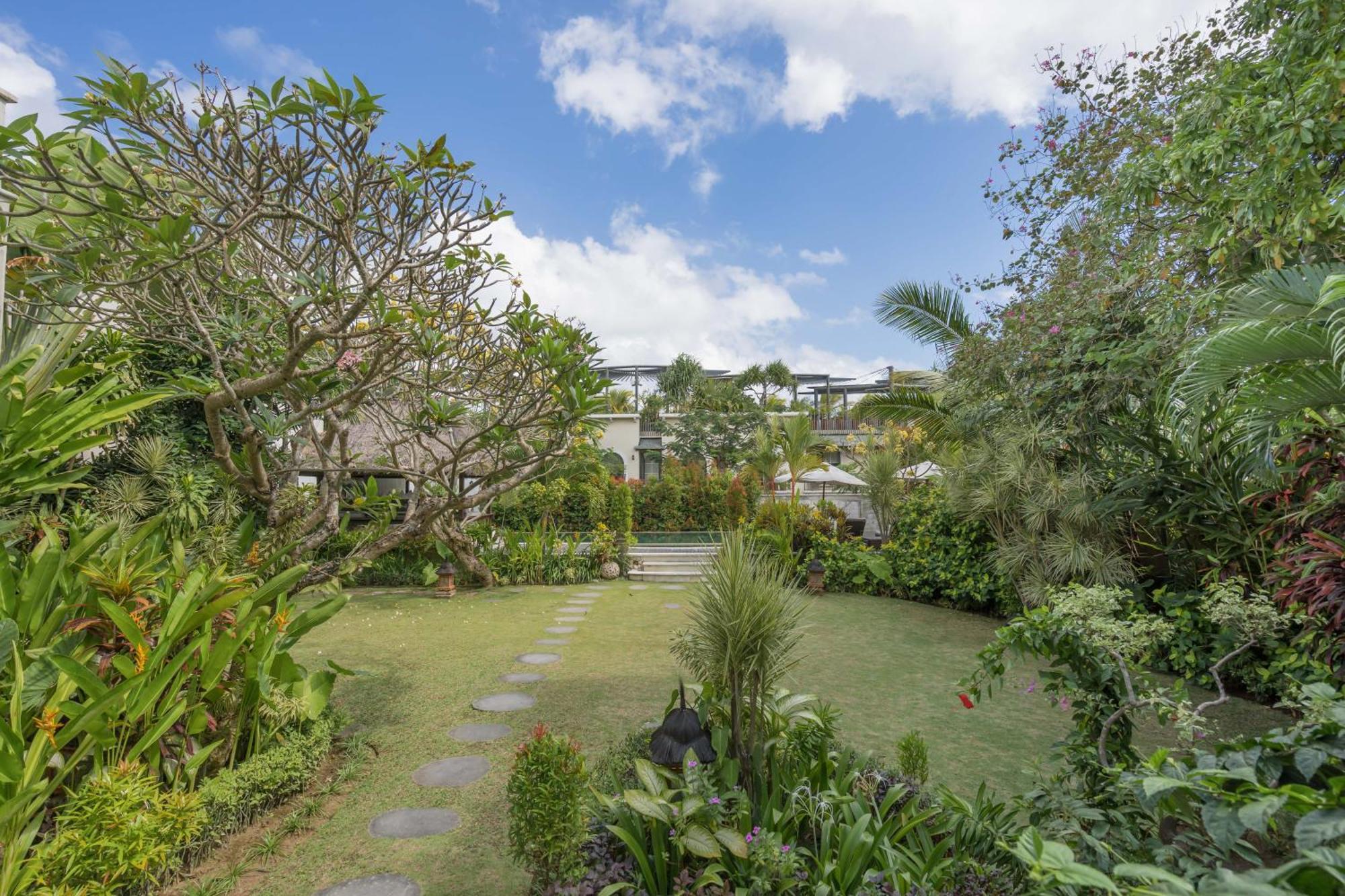 Villa Kaira Estate Canggu Eksteriør billede